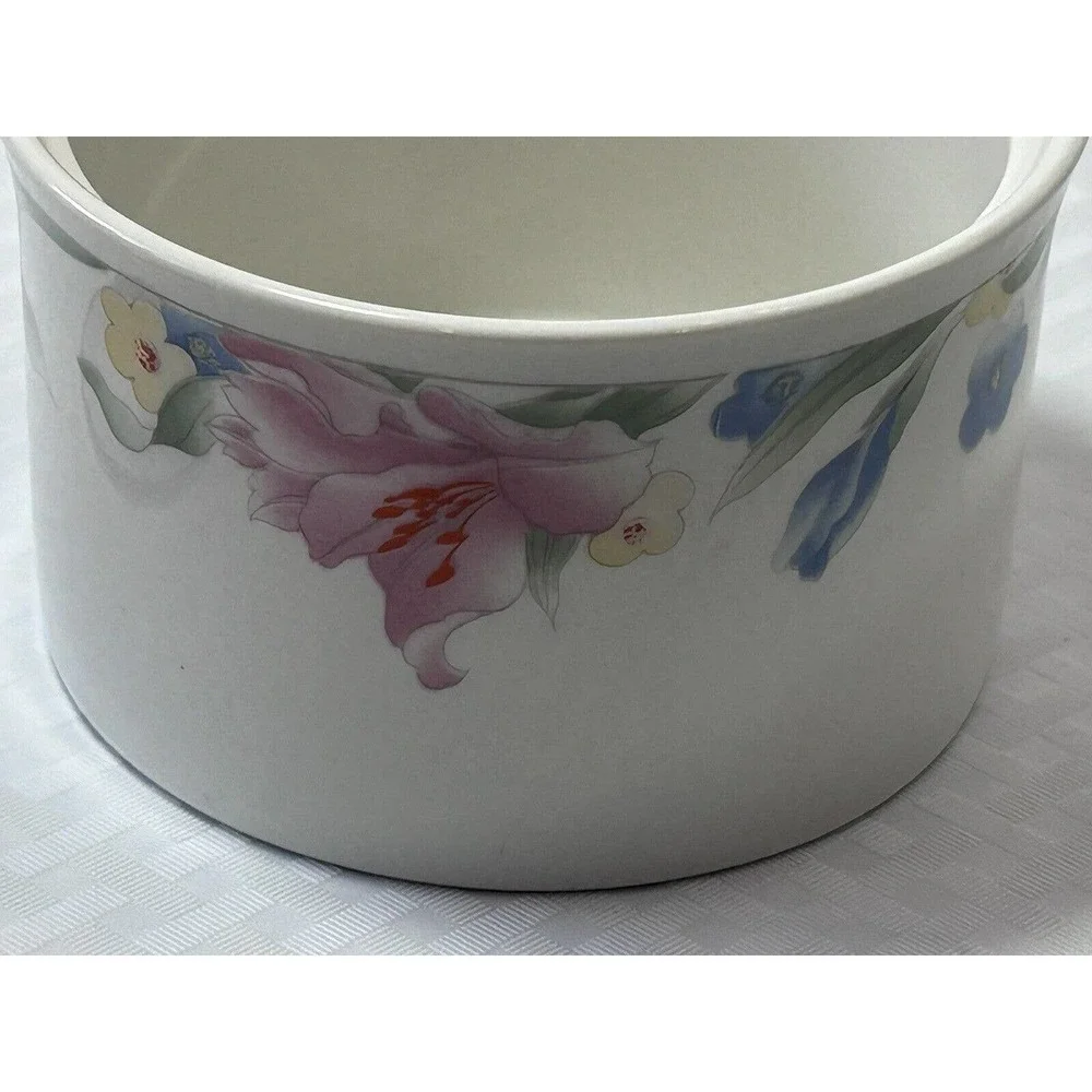 Vintage Lynns Fine China Pastel Iris Floral‎ Sugar Bowl Dish